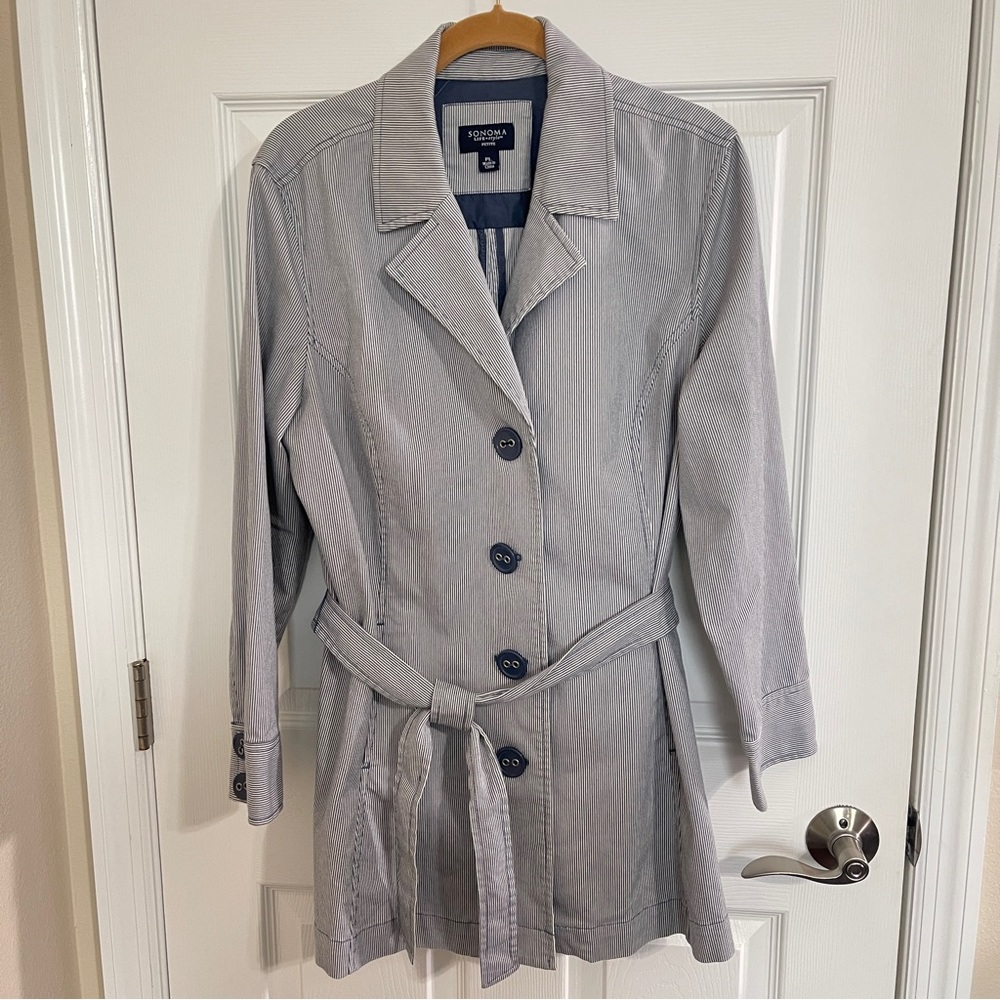 Sonoma Ladies Striped Belted Jacket Navy Blue and White striped size Petite L